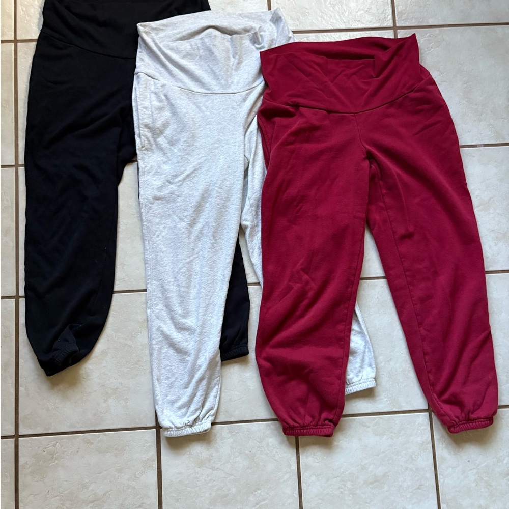 Old Navy Maternity Jogger Sweatpants (3 pair)